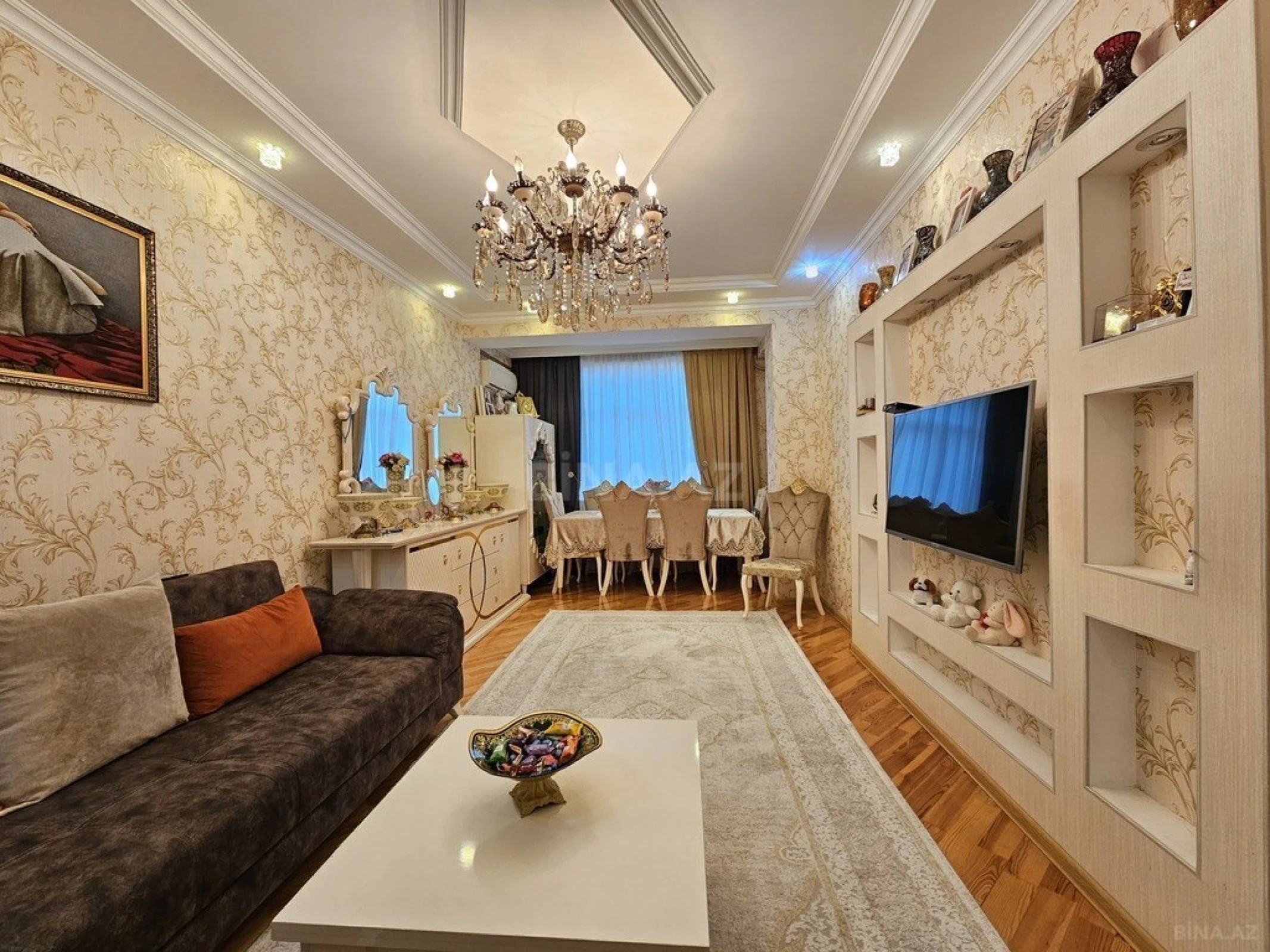 Satılır 2 otaqlı mənzil 80 m²