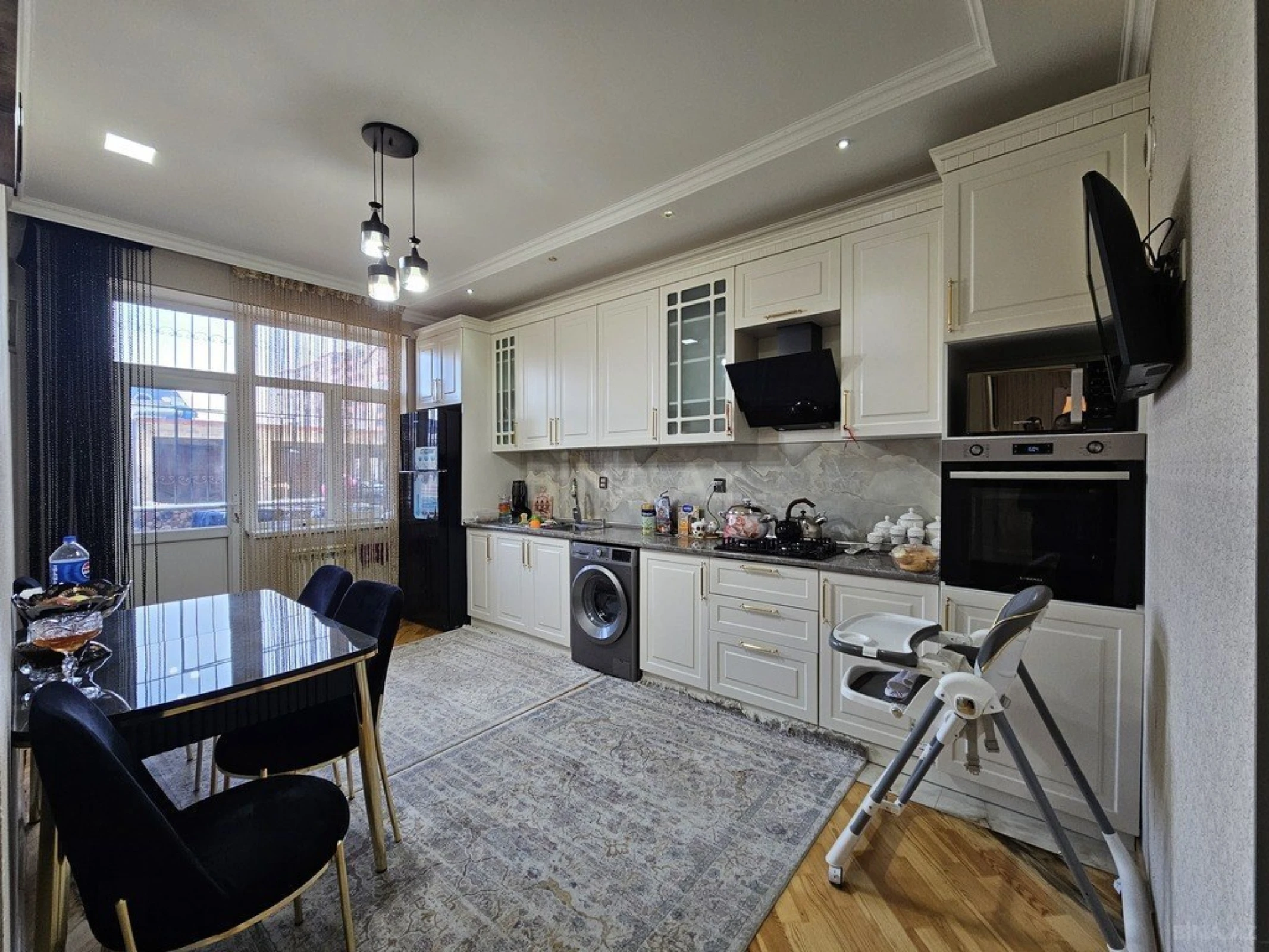 Satılır 2 otaqlı mənzil 80 m²