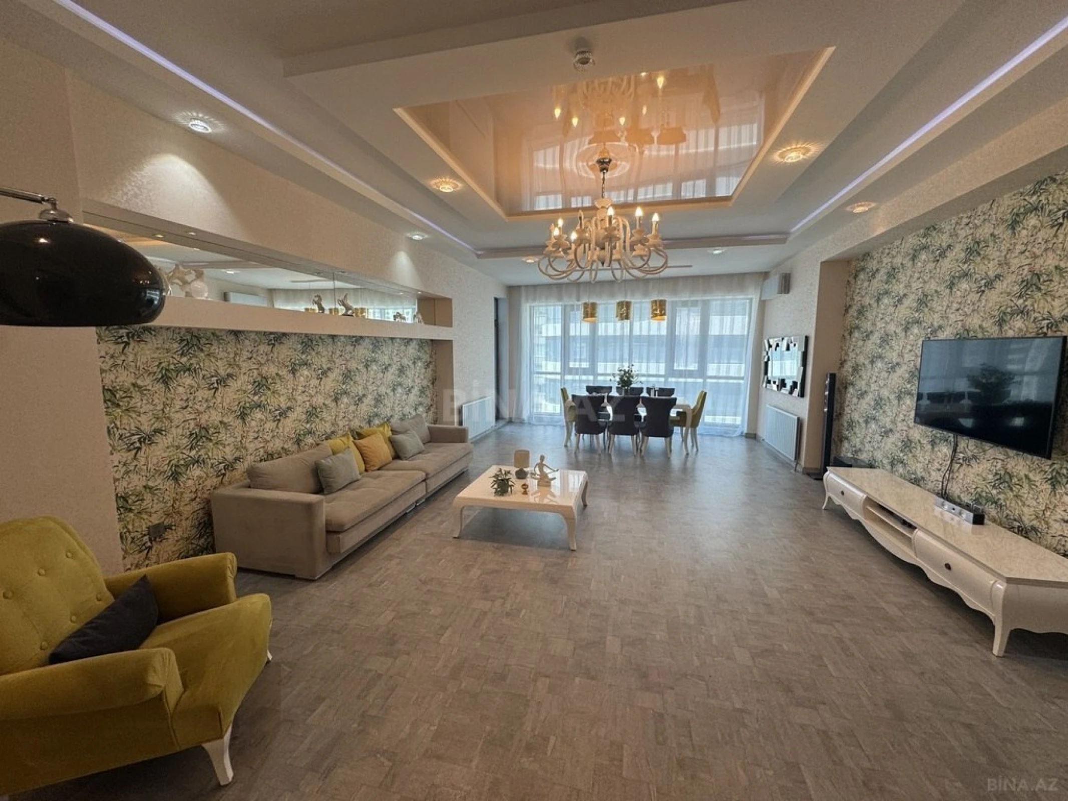 Kirayə verilir 3 otaqlı mənzil 220 m²