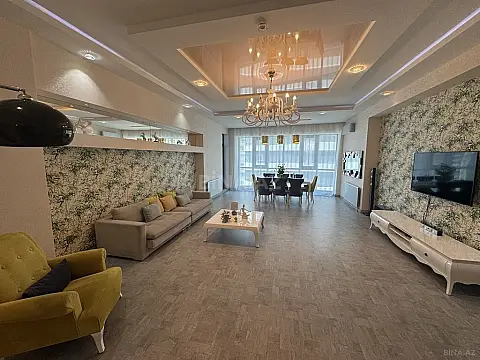 Kirayə verilir 3 otaqlı mənzil 220 m²