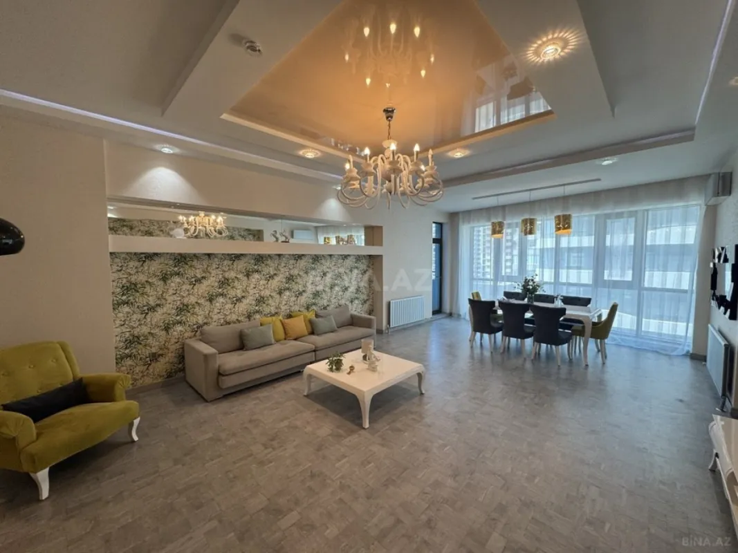 Kirayə verilir 3 otaqlı mənzil 220 m²