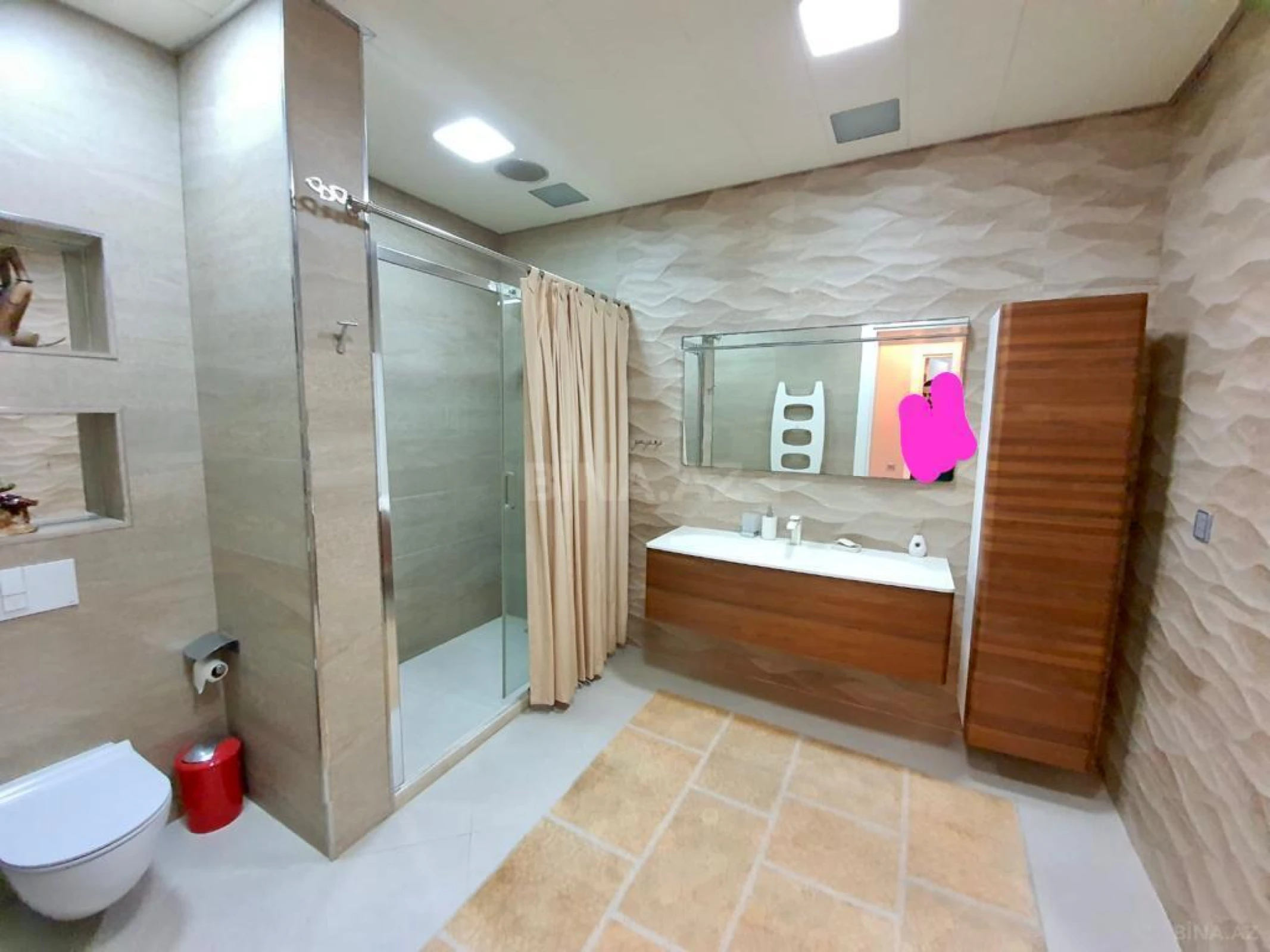 Kirayə verilir 3 otaqlı mənzil 220 m²