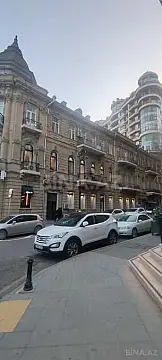 Kirayə verilir obyekt 150 m² — Bakı 150.00 m²