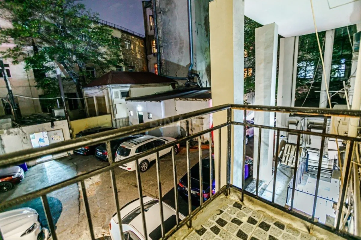 Kirayə verilir 2 otaqlı mənzil 60 m²