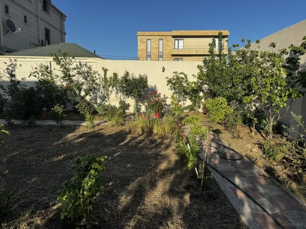 Satılır 3 otaqlı həyət evi 135 m²