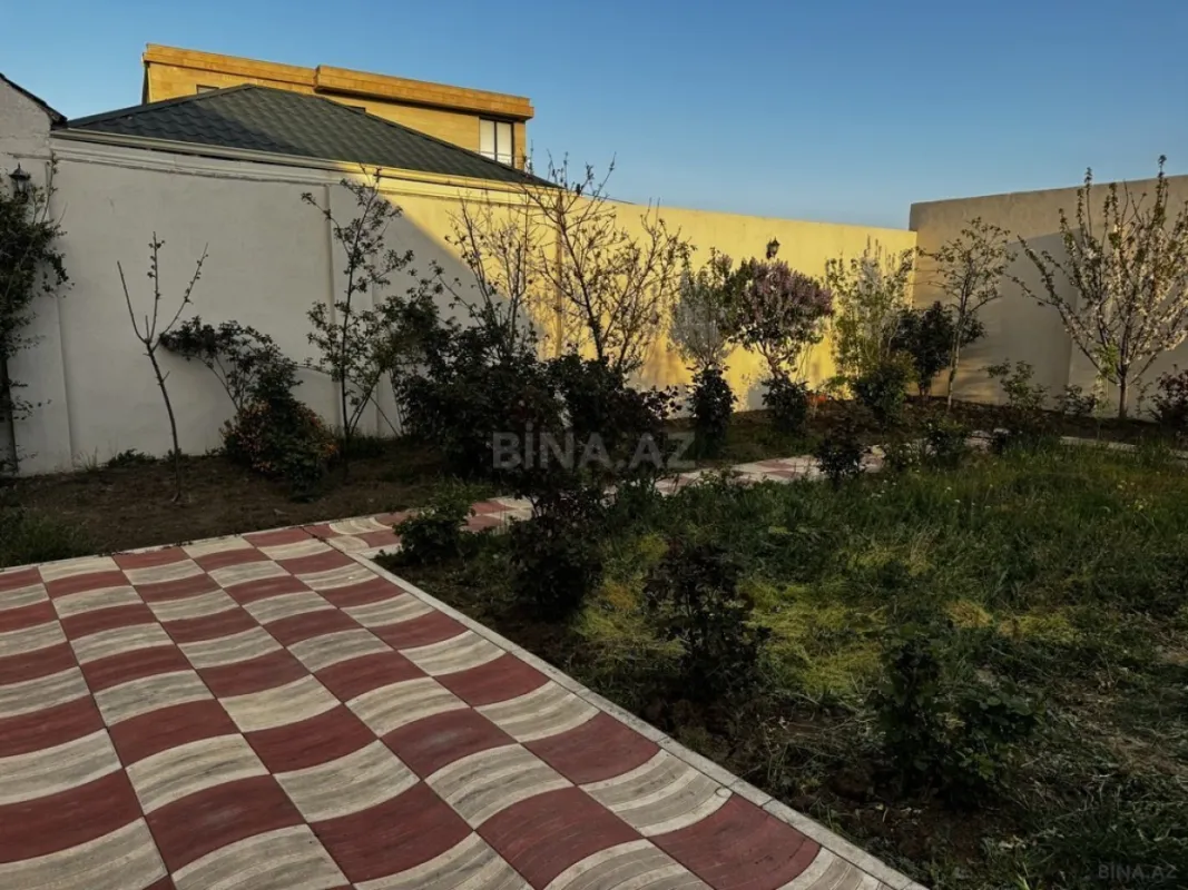 Satılır 3 otaqlı həyət evi 135 m²