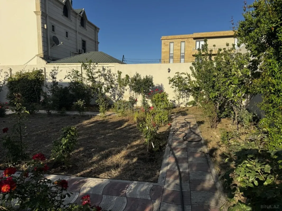 Satılır 3 otaqlı həyət evi 135 m²