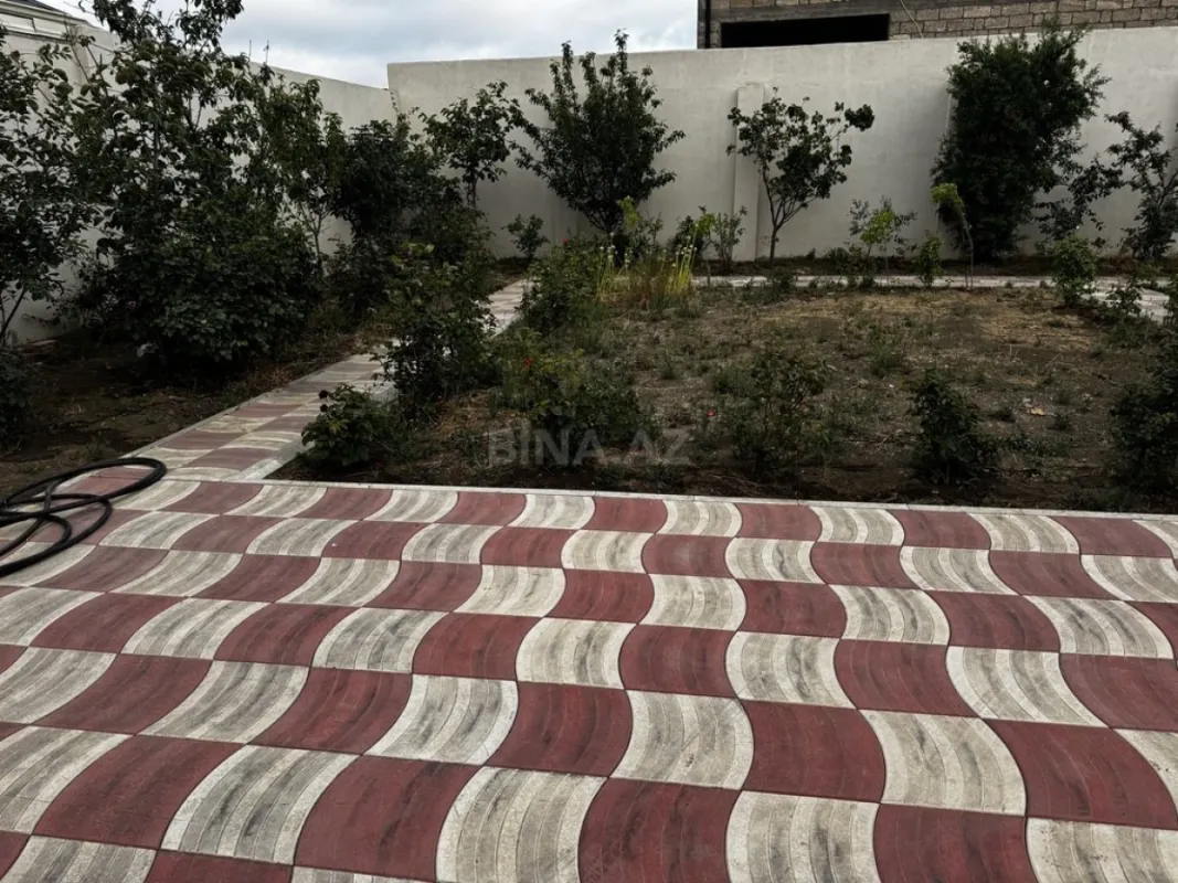 Satılır 3 otaqlı həyət evi 135 m²