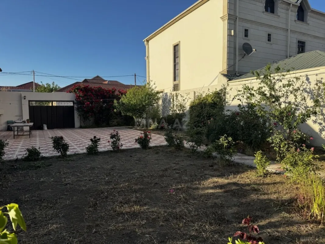 Satılır 3 otaqlı həyət evi 135 m²