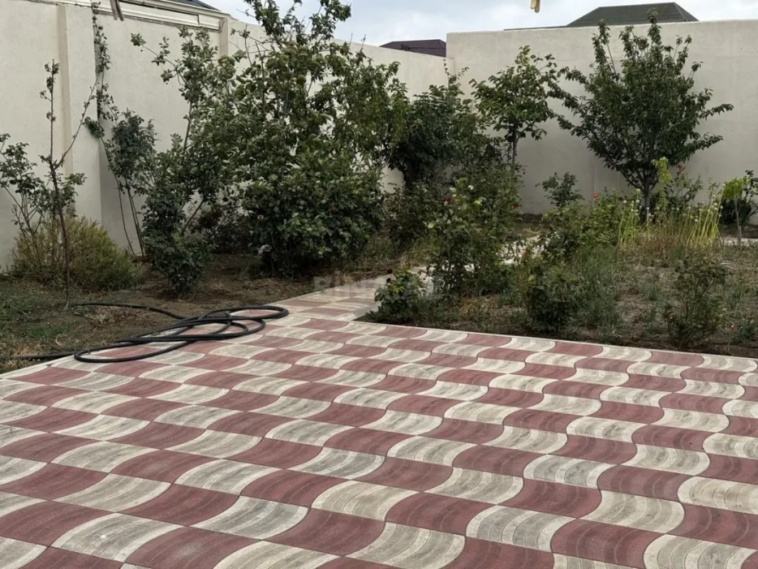 Satılır 3 otaqlı həyət evi 135 m²