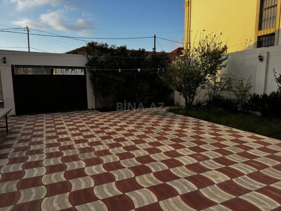 Satılır 3 otaqlı həyət evi 135 m²