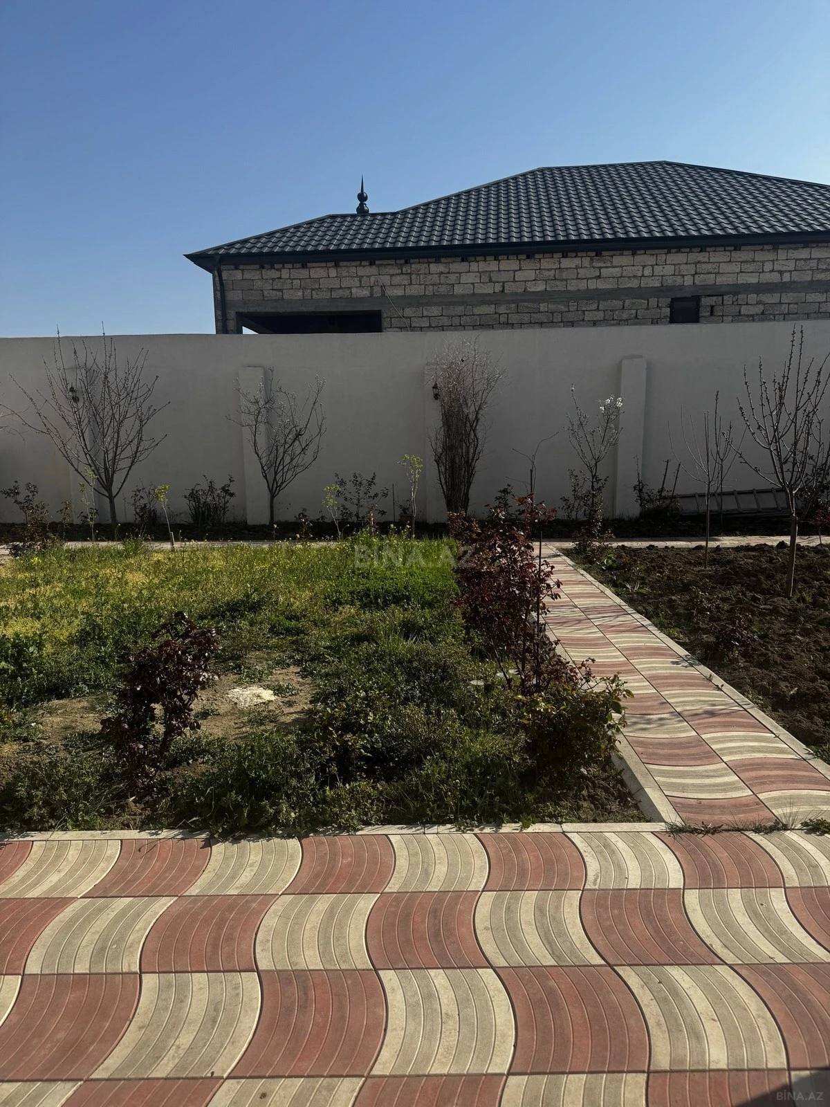 Satılır 3 otaqlı həyət evi 135 m²