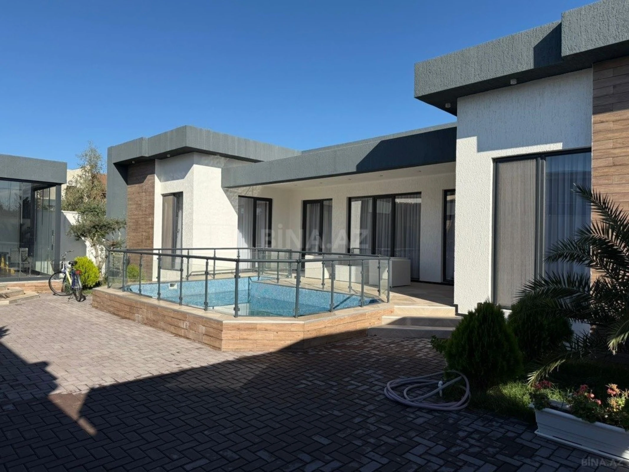 Kirayə verilir 4 otaqlı həyət evi 180 m²