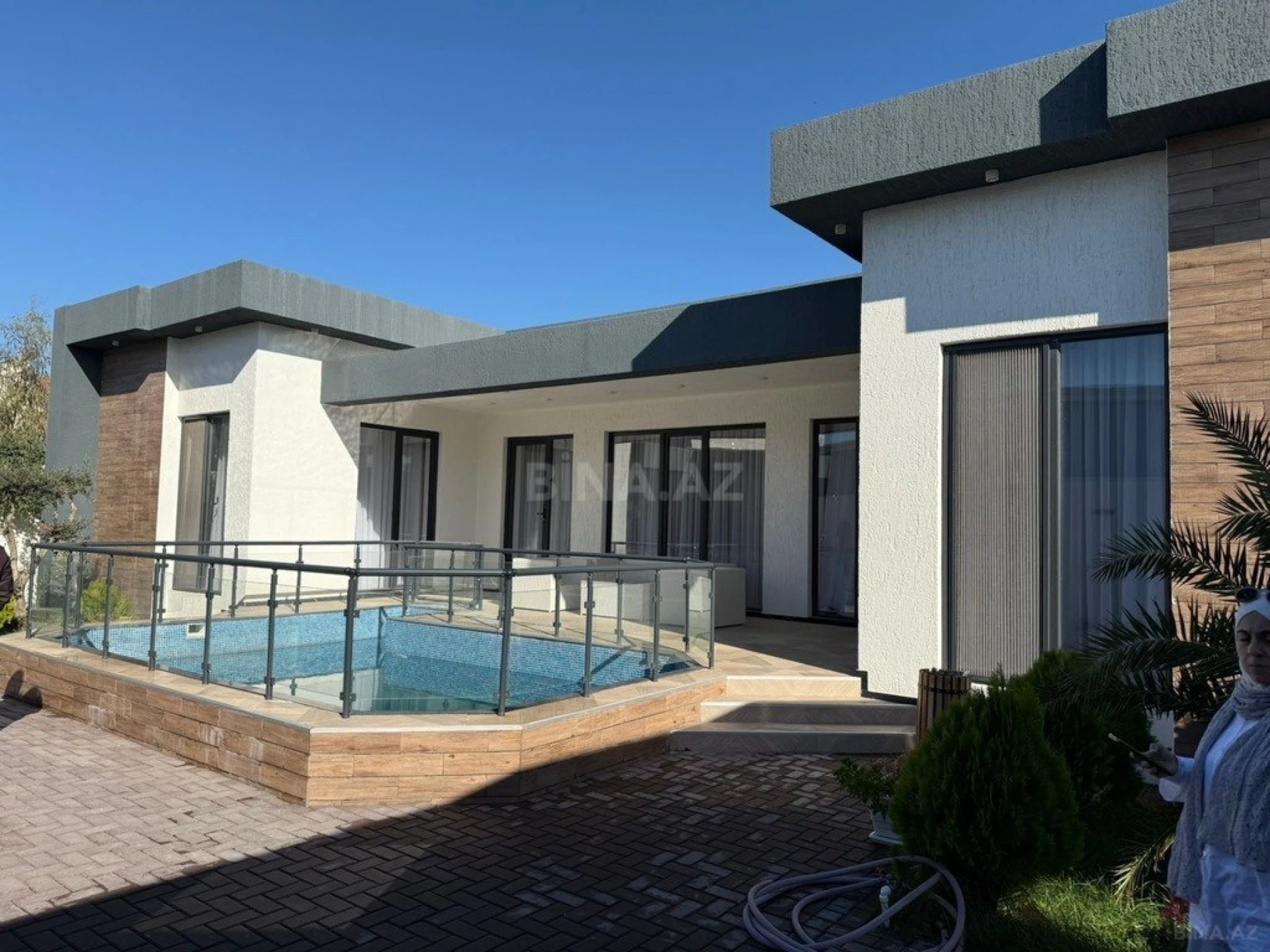 Kirayə verilir 4 otaqlı həyət evi 180 m²