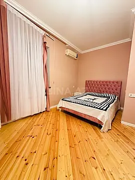 Kirayə verilir 5 otaqlı həyət evi 350 m²