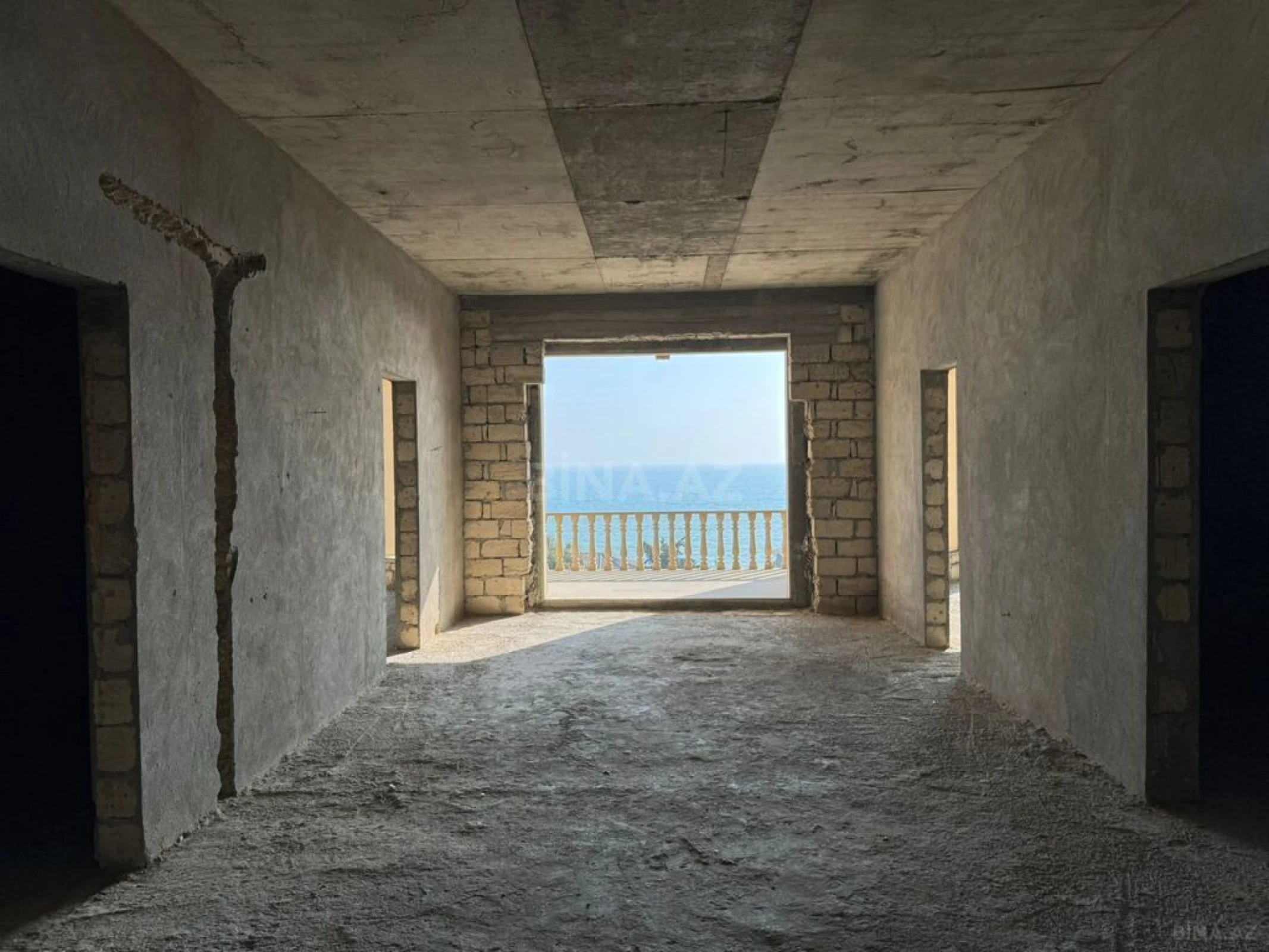 Satılır 7 otaqlı həyət evi 500 m²