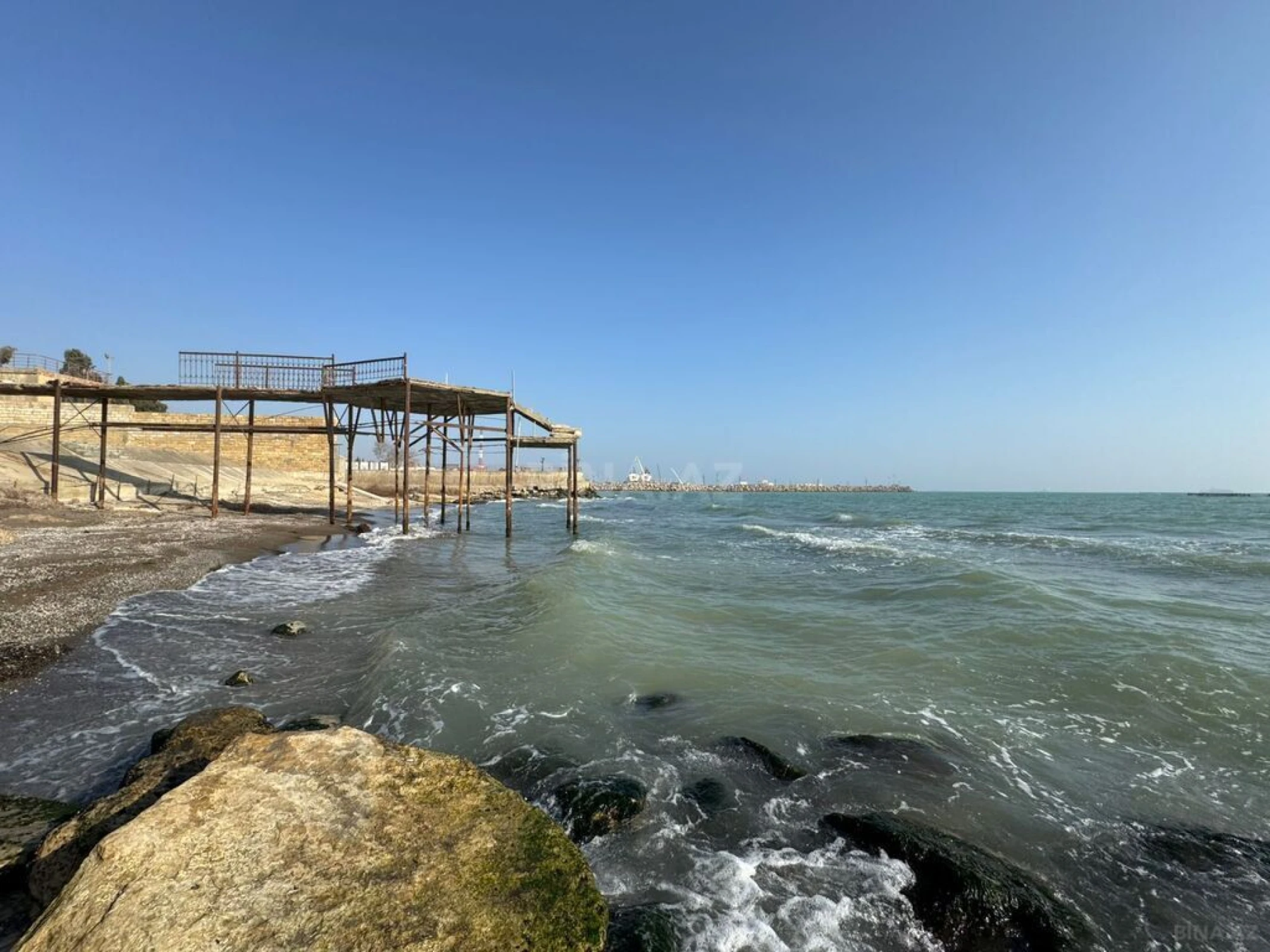 Satılır 7 otaqlı həyət evi 500 m²