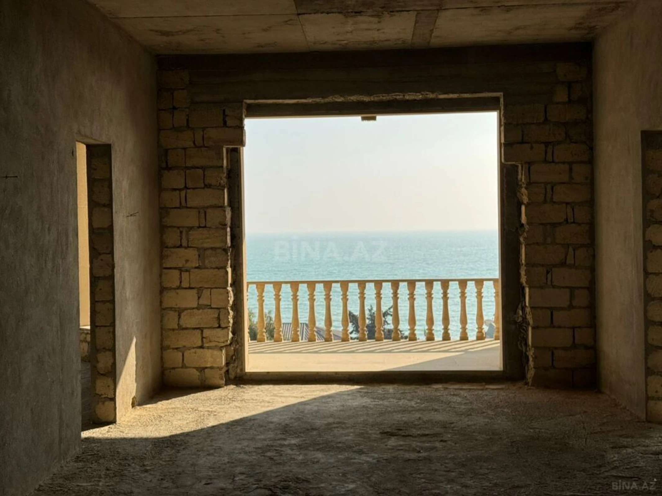 Satılır 7 otaqlı həyət evi 500 m²