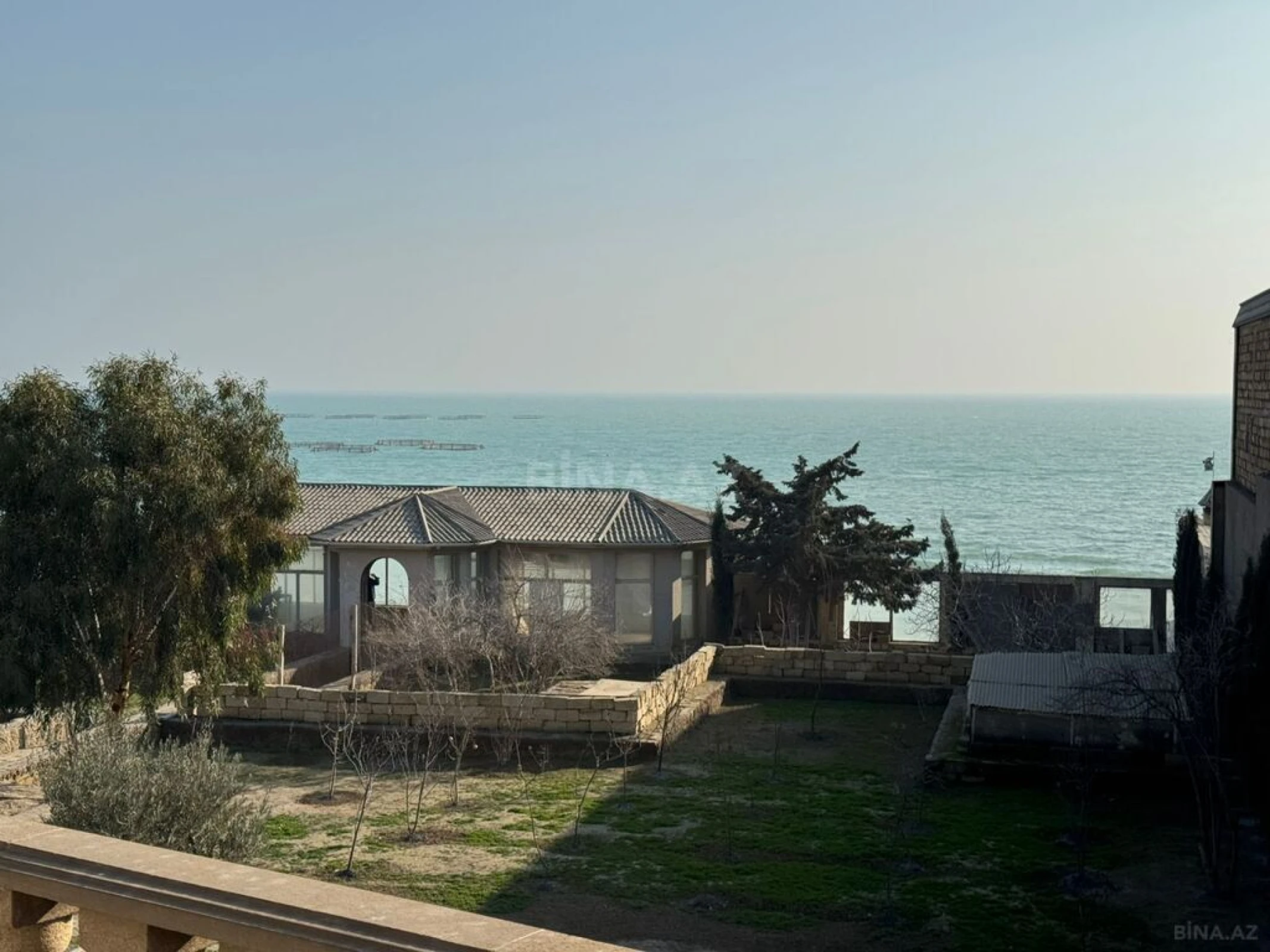 Satılır 7 otaqlı həyət evi 500 m²