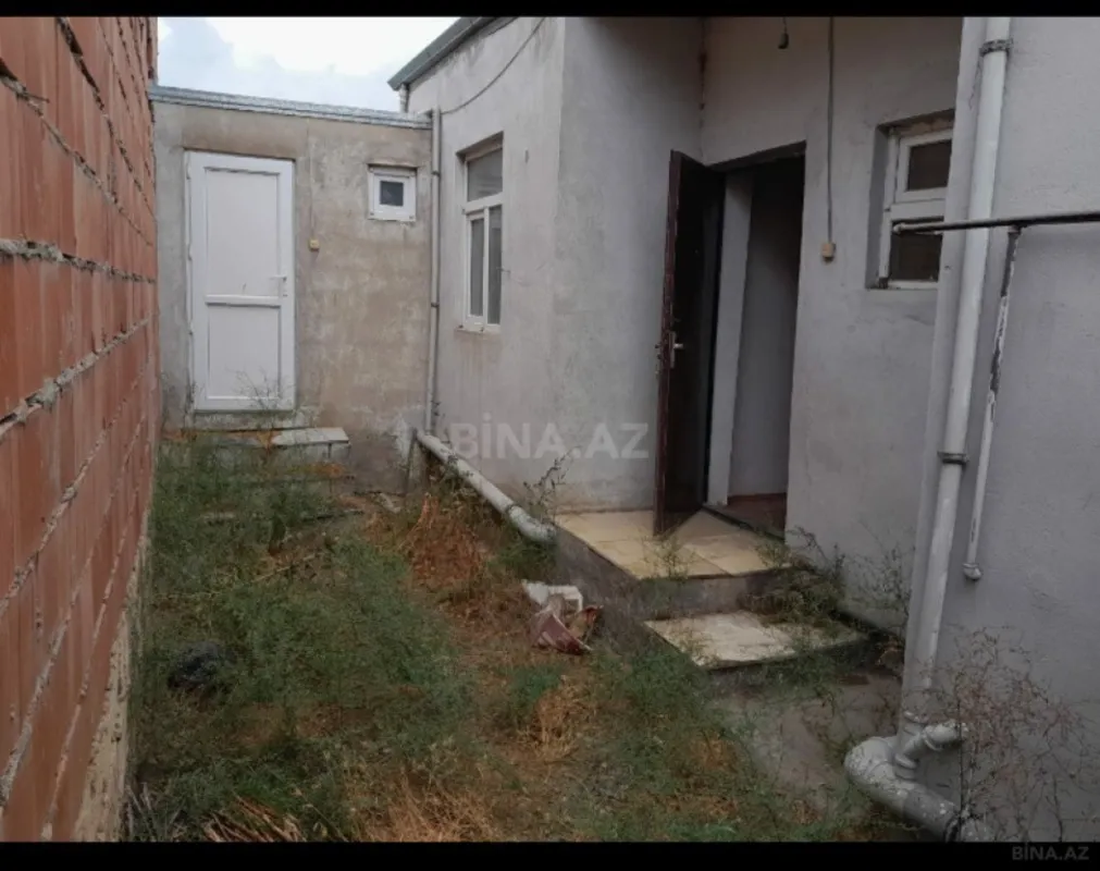 Satılır 3 otaqlı həyət evi 42 m²