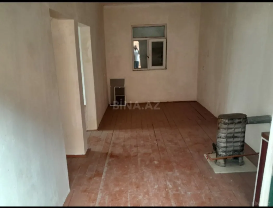 Satılır 3 otaqlı həyət evi 42 m²