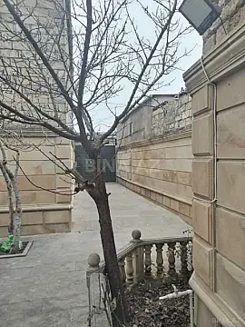 Satılır 5 otaqlı həyət evi 190 m²