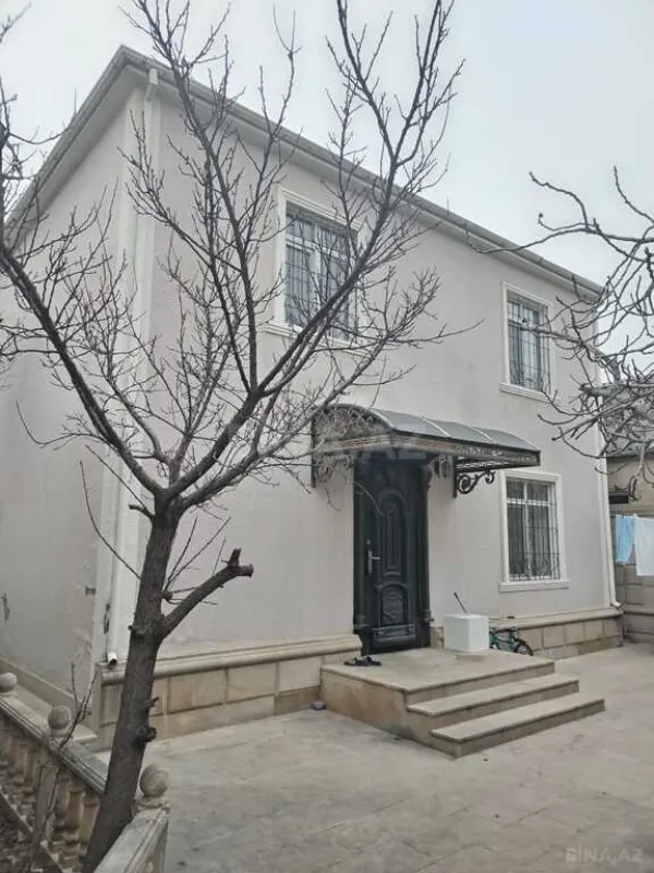 Satılır 5 otaqlı həyət evi 190 m²