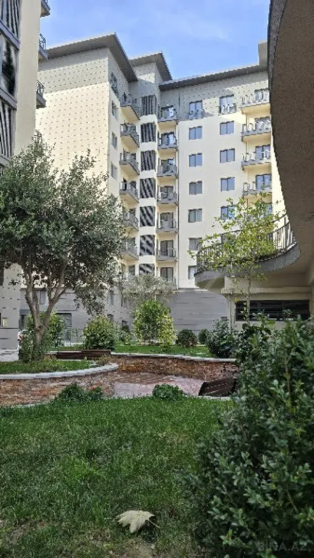 Satılır 2 otaqlı mənzil 98 m²