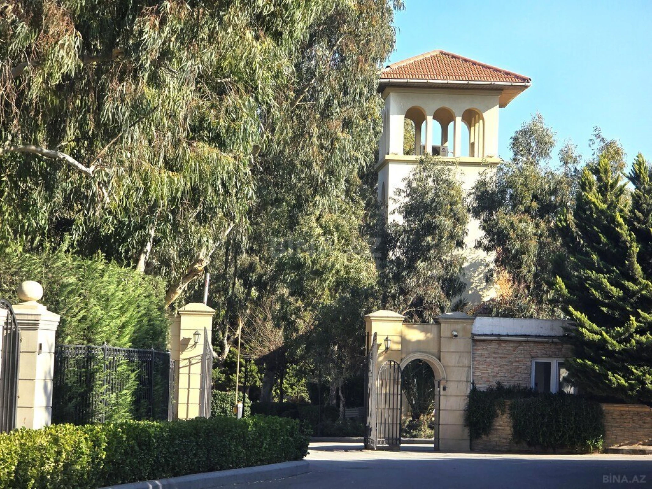 Satılır torpaq sahəsi 20 m²