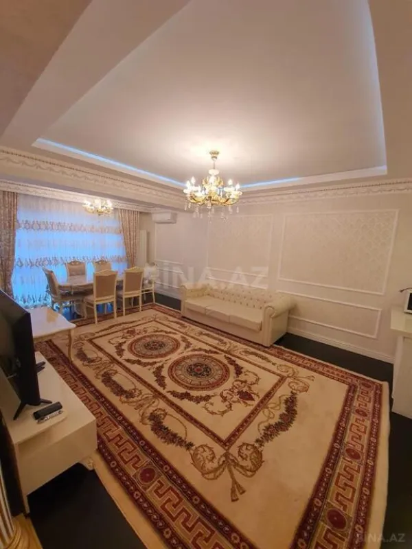 Satılır 3 otaqlı mənzil 100 m²