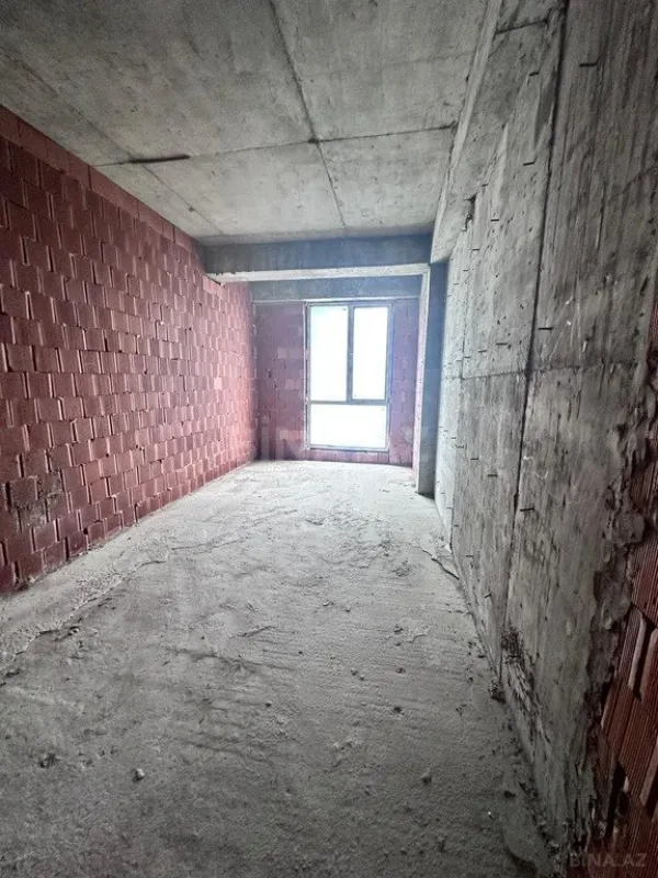 Satılır 2 otaqlı mənzil 96 m²