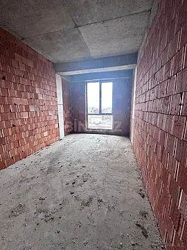 Satılır 2 otaqlı mənzil 96 m²