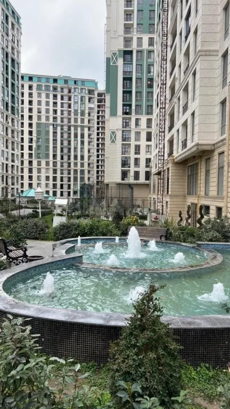 Satılır 2 otaqlı mənzil 96 m²