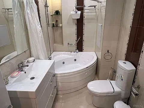 Kirayə verilir 2 otaqlı mənzil 92 m²