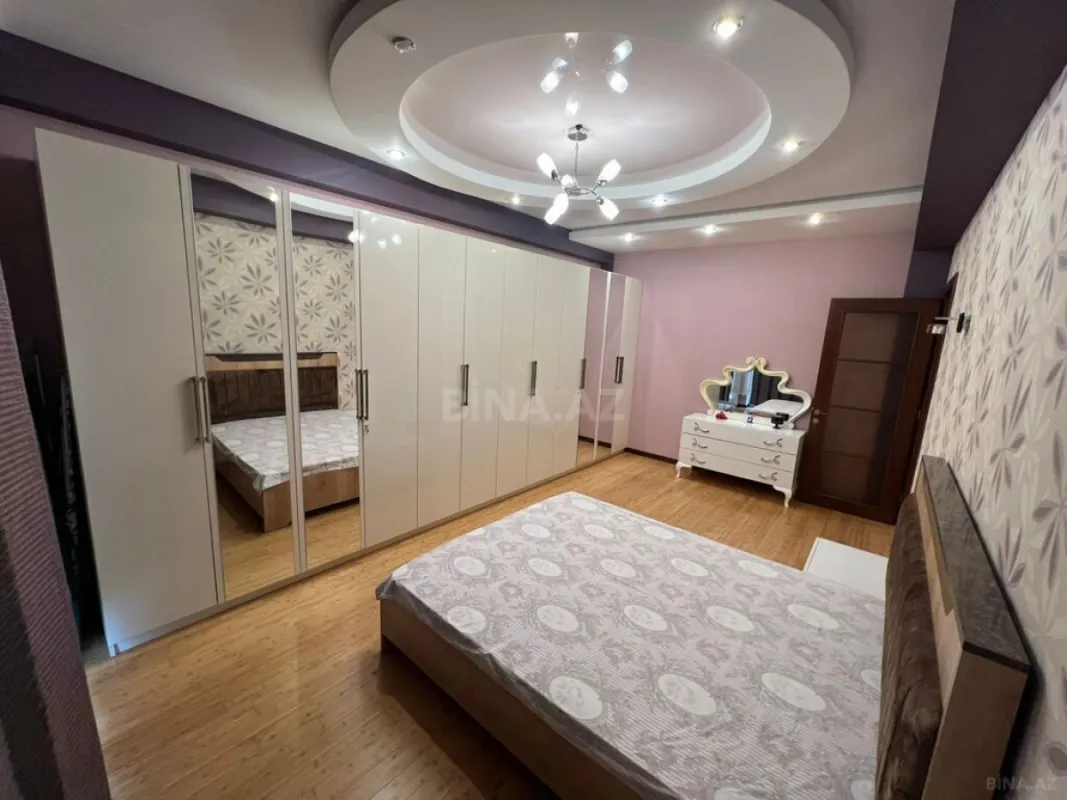 Kirayə verilir 2 otaqlı mənzil 92 m²