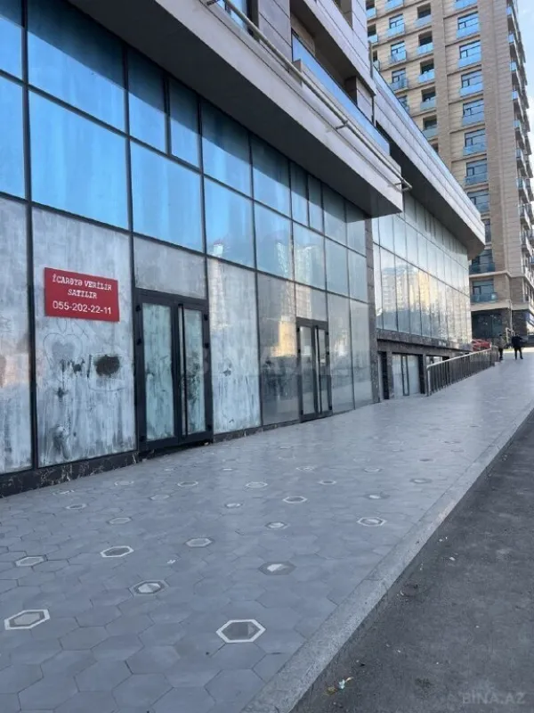 Satılır obyekt 500 m²