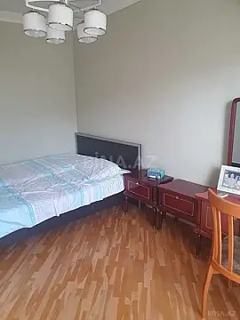 Satılır 4 otaqlı mənzil 150 m²