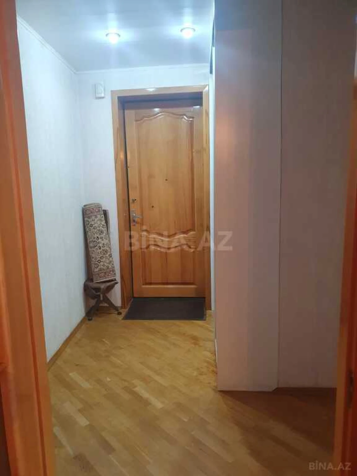 Satılır 4 otaqlı mənzil 150 m²