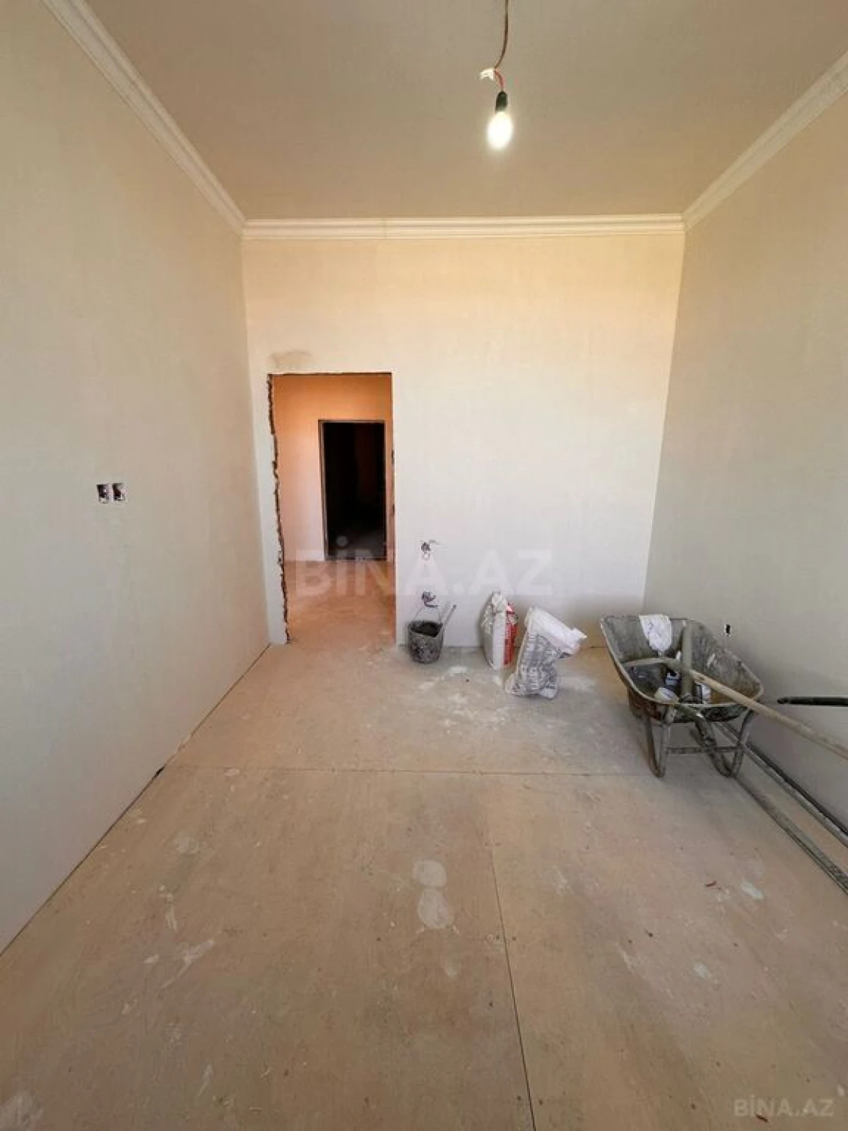 Satılır 2 otaqlı mənzil 60 m²