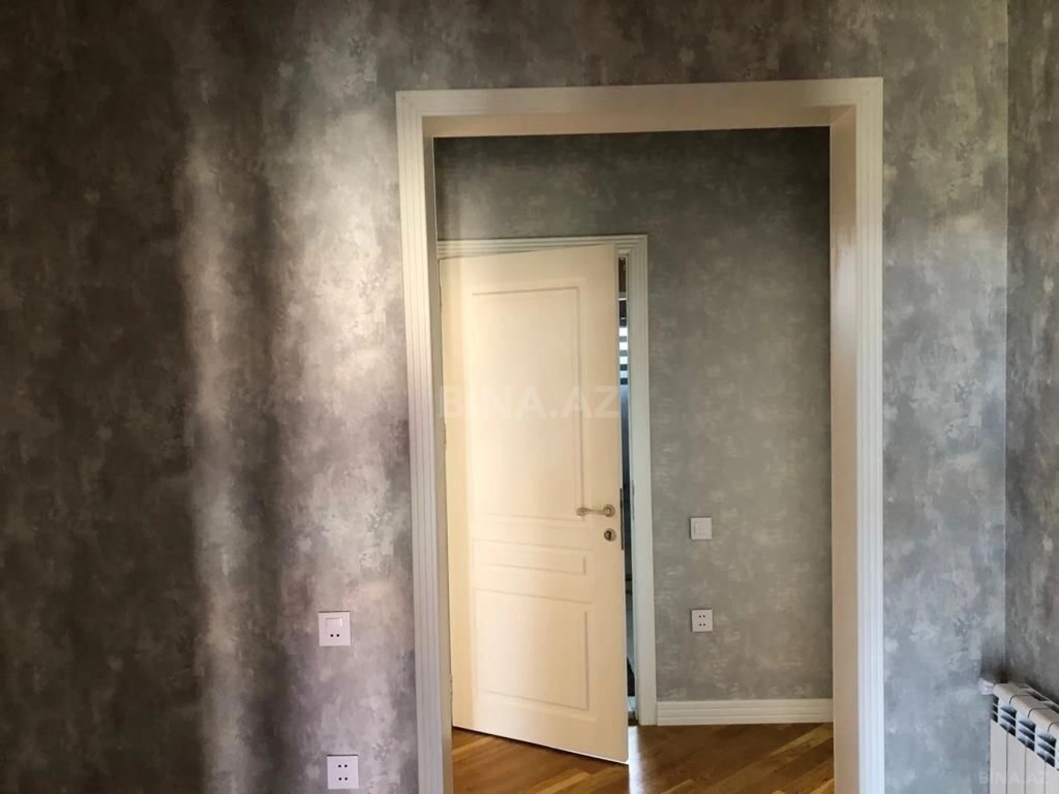 Kirayə verilir 5 otaqlı həyət evi 350 m²