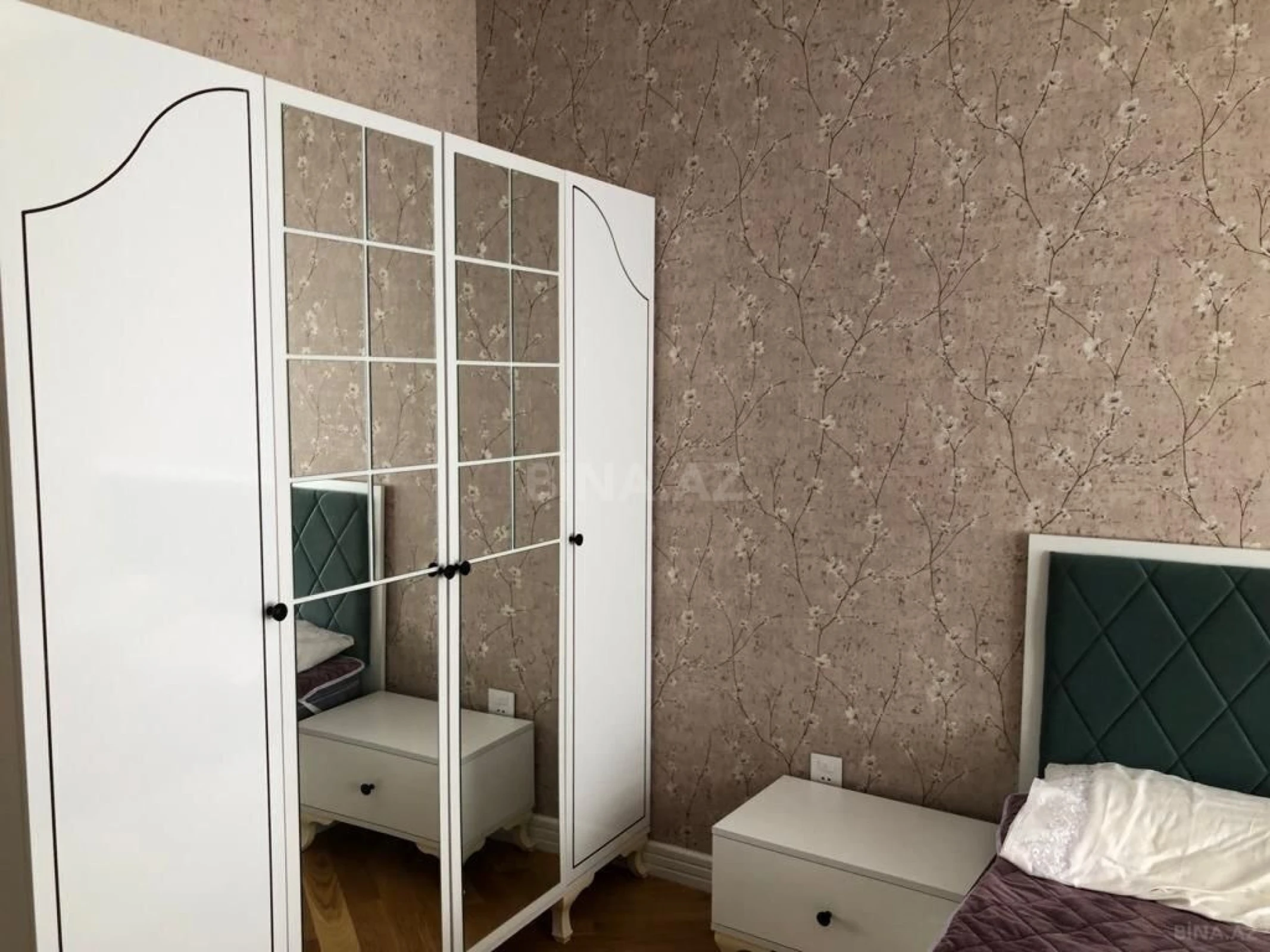 Kirayə verilir 5 otaqlı həyət evi 350 m²