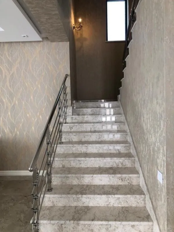 Kirayə verilir 5 otaqlı həyət evi 350 m²