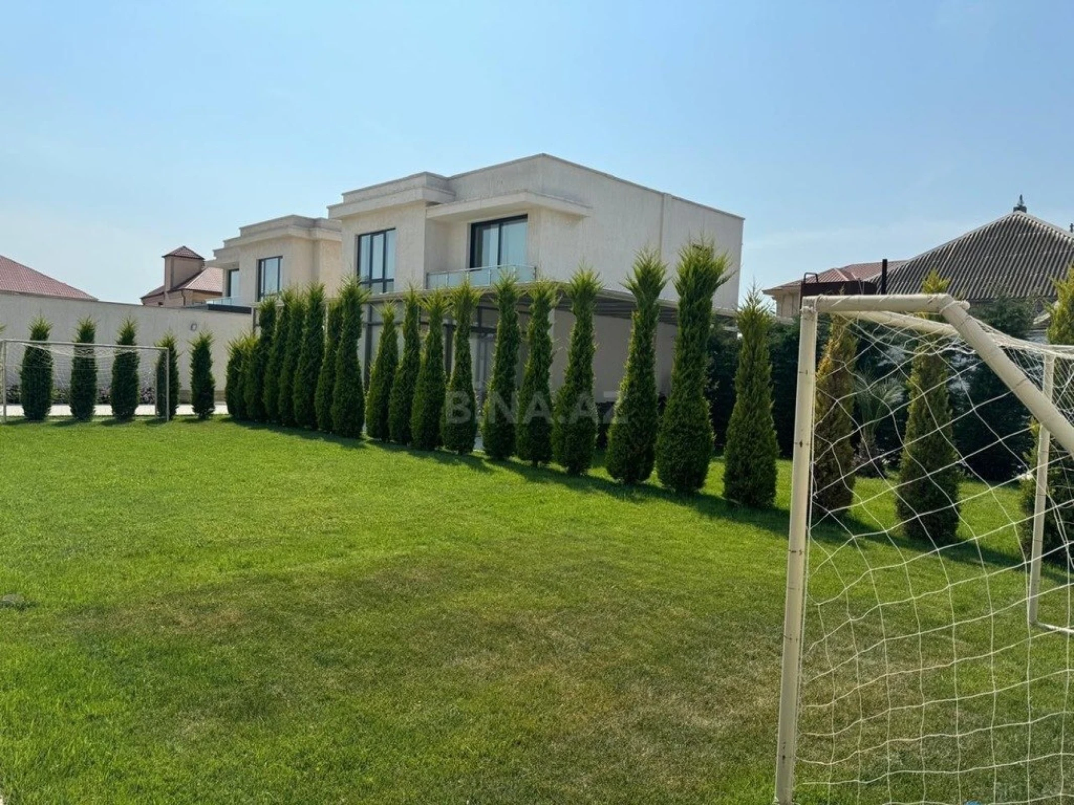 Kirayə verilir 5 otaqlı həyət evi 350 m²