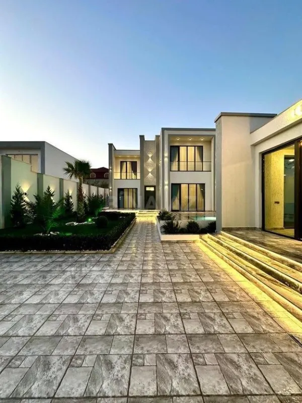 Kirayə verilir 5 otaqlı həyət evi 400 m²