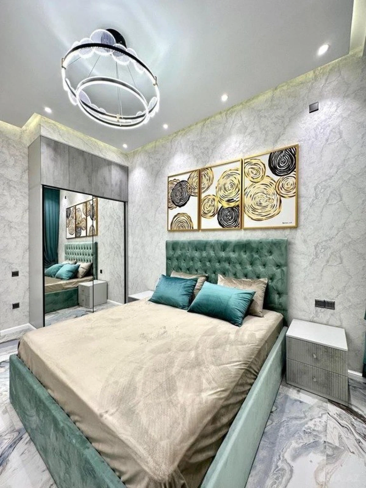 Kirayə verilir 5 otaqlı həyət evi 400 m²