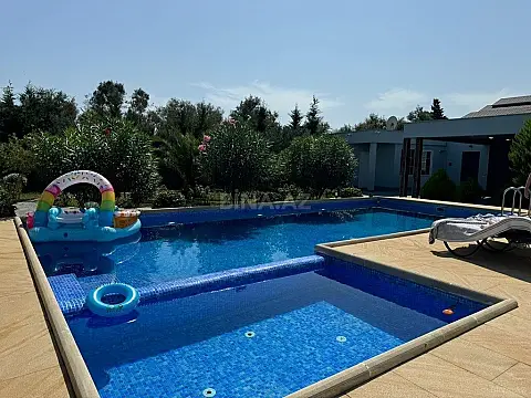 Kirayə verilir 5 otaqlı həyət evi 220 m²