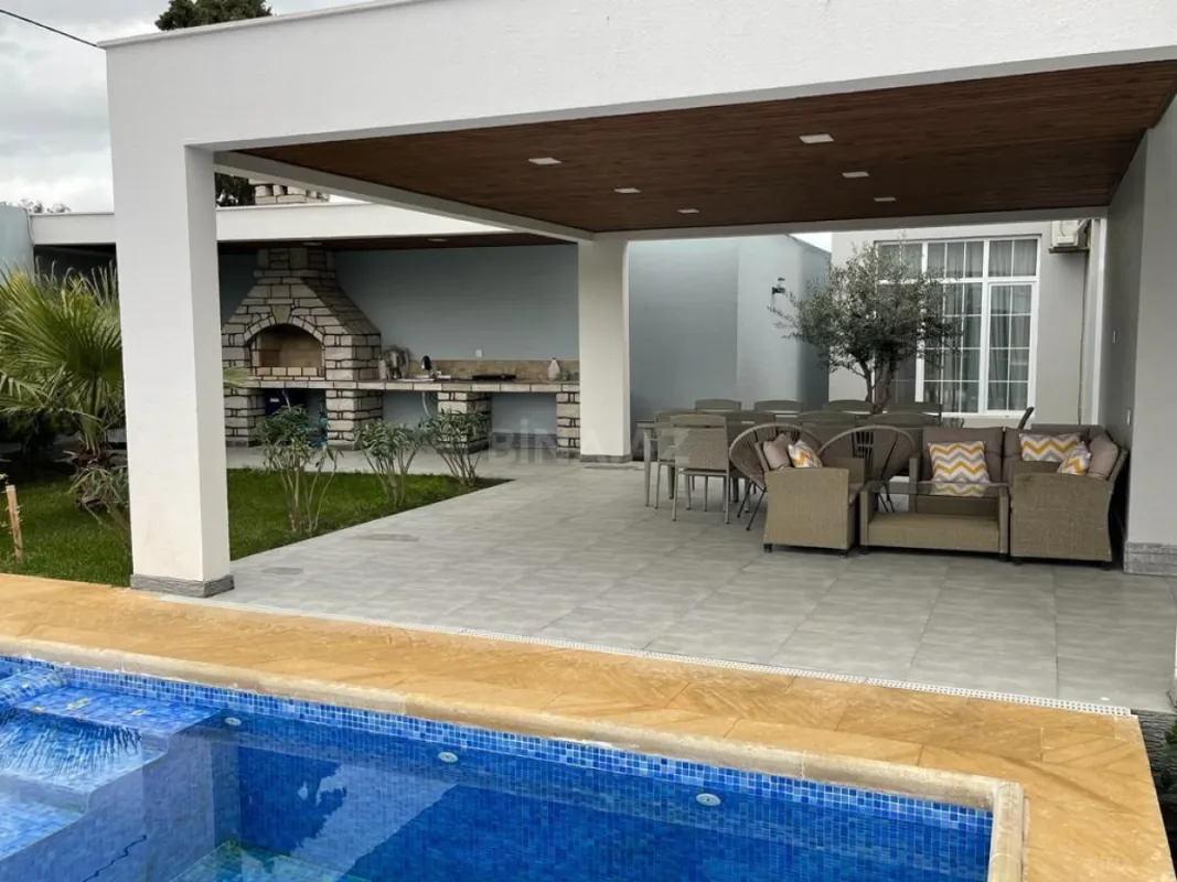 Kirayə verilir 5 otaqlı həyət evi 220 m²