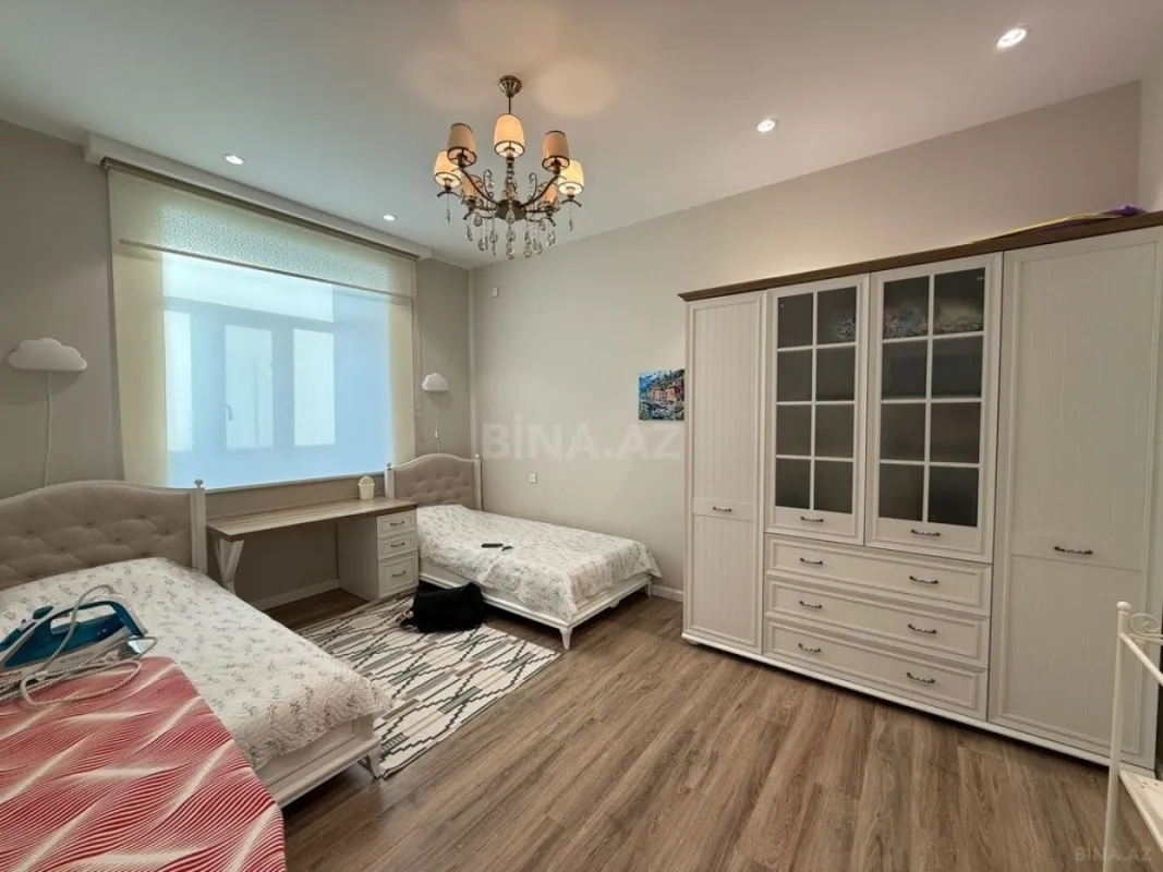 Kirayə verilir 5 otaqlı həyət evi 220 m²
