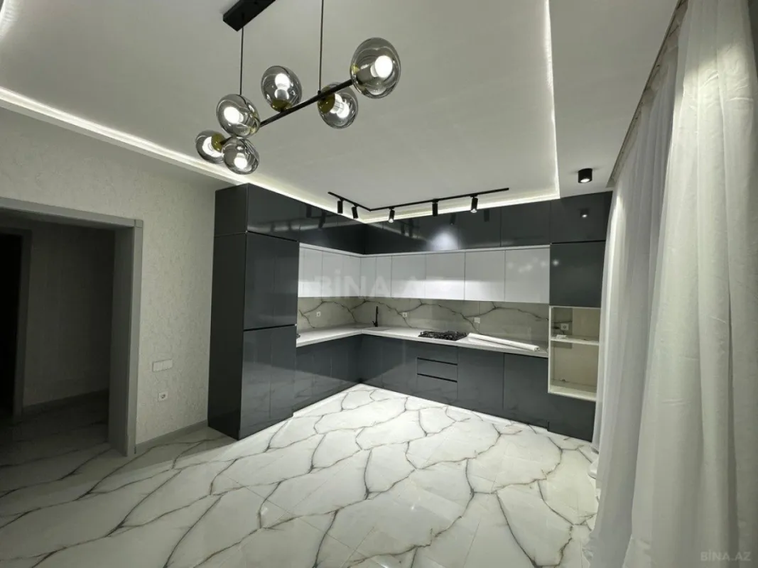 Kirayə verilir 5 otaqlı həyət evi 300 m²