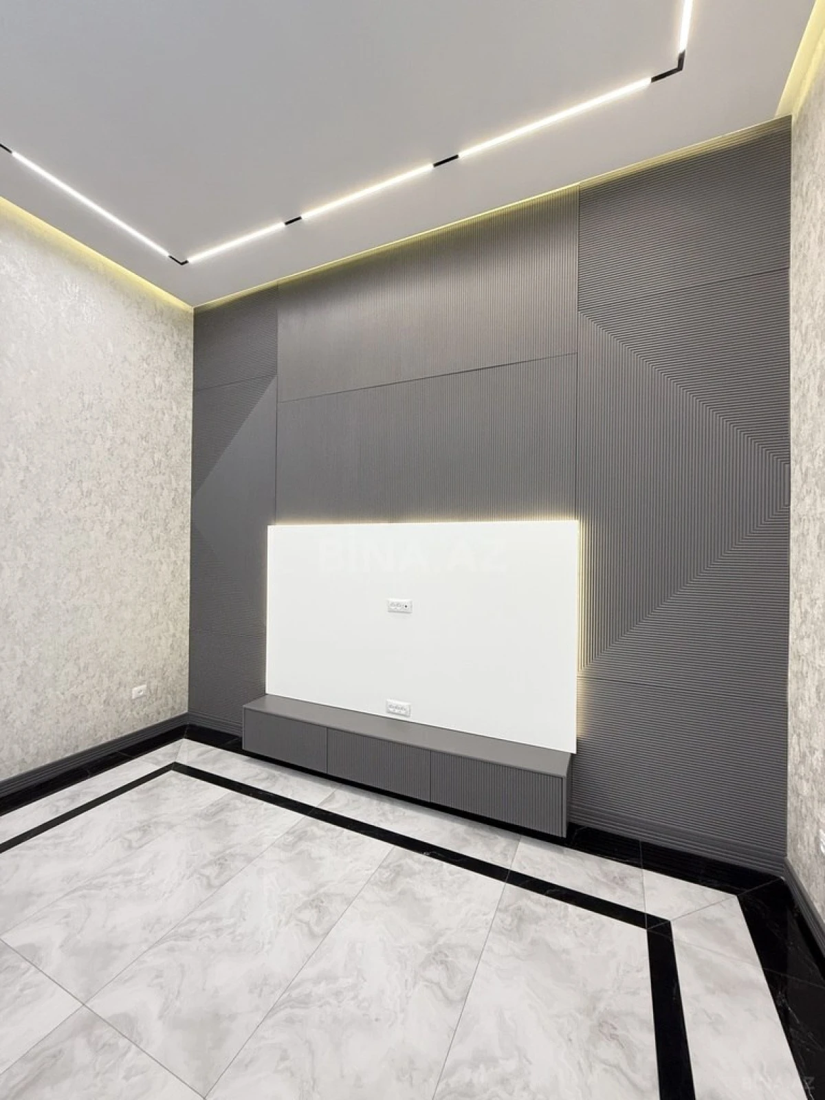 Satılır 4 otaqlı həyət evi 220 m²